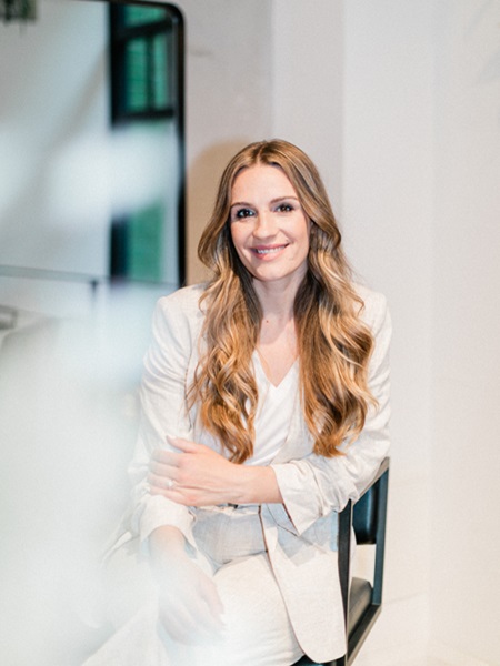 Miabella, owner of SMUK London Hairdressers in Belgravia Miabella, owner of SMUK London Hairdressers in Belgravia