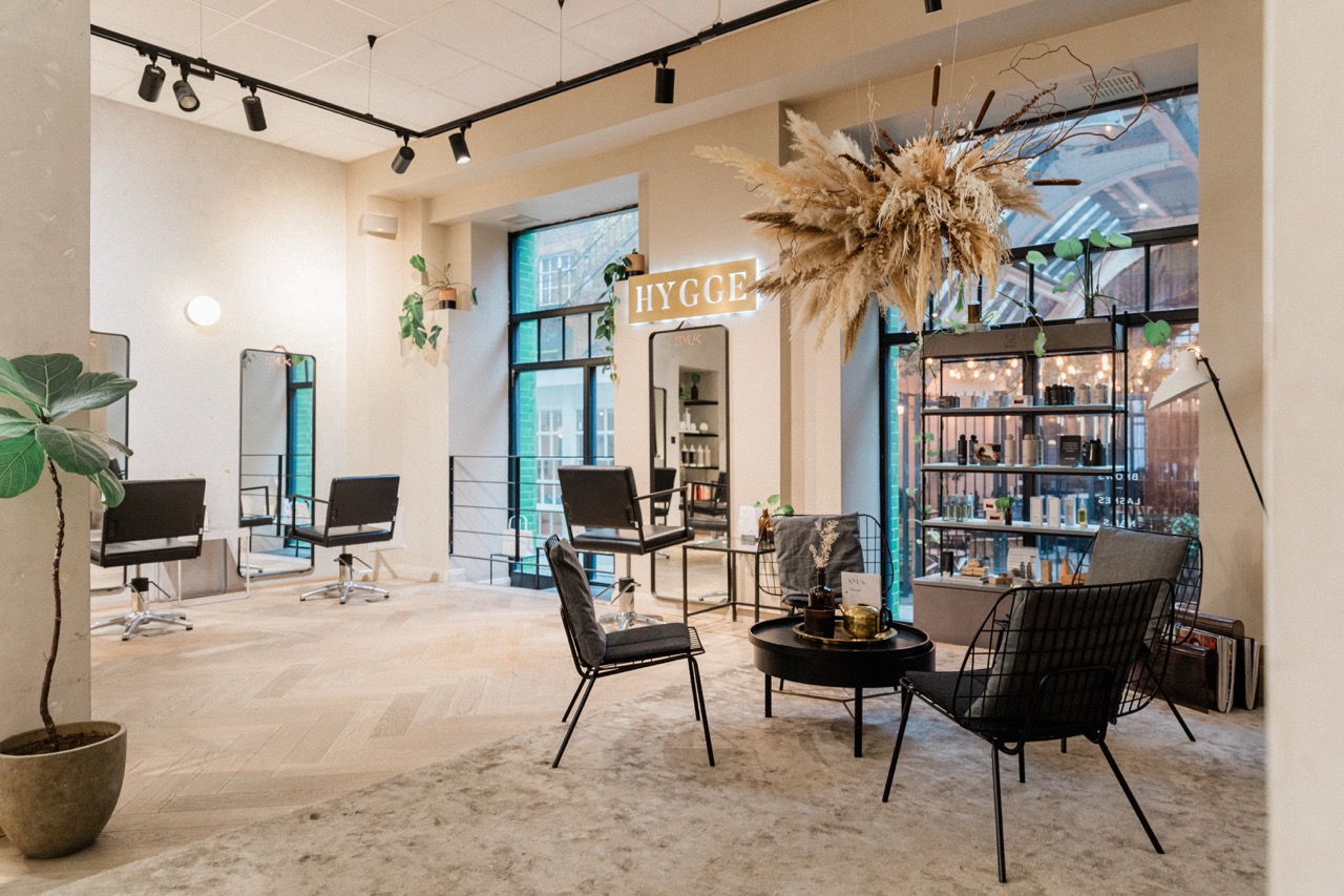 SMUK salon, hair